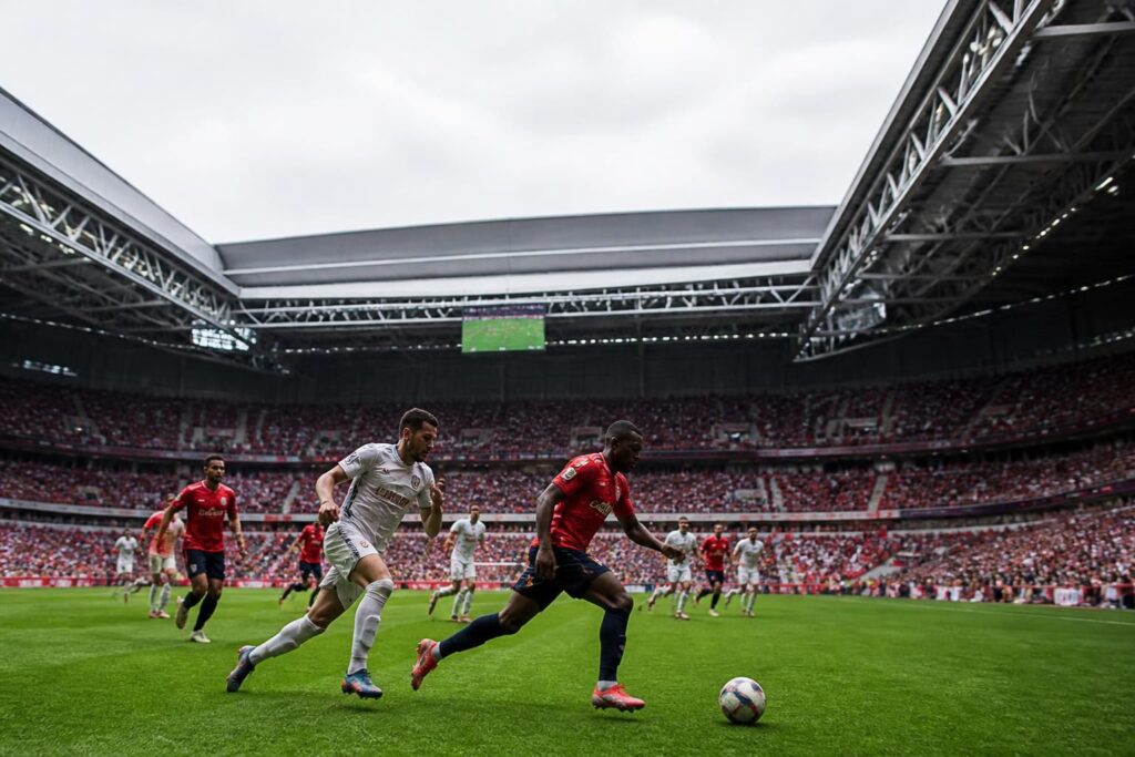 découvrez le classement actuel de lille en ligue 1 et suivez les performances du club tout au long de cette saison passionnante.
